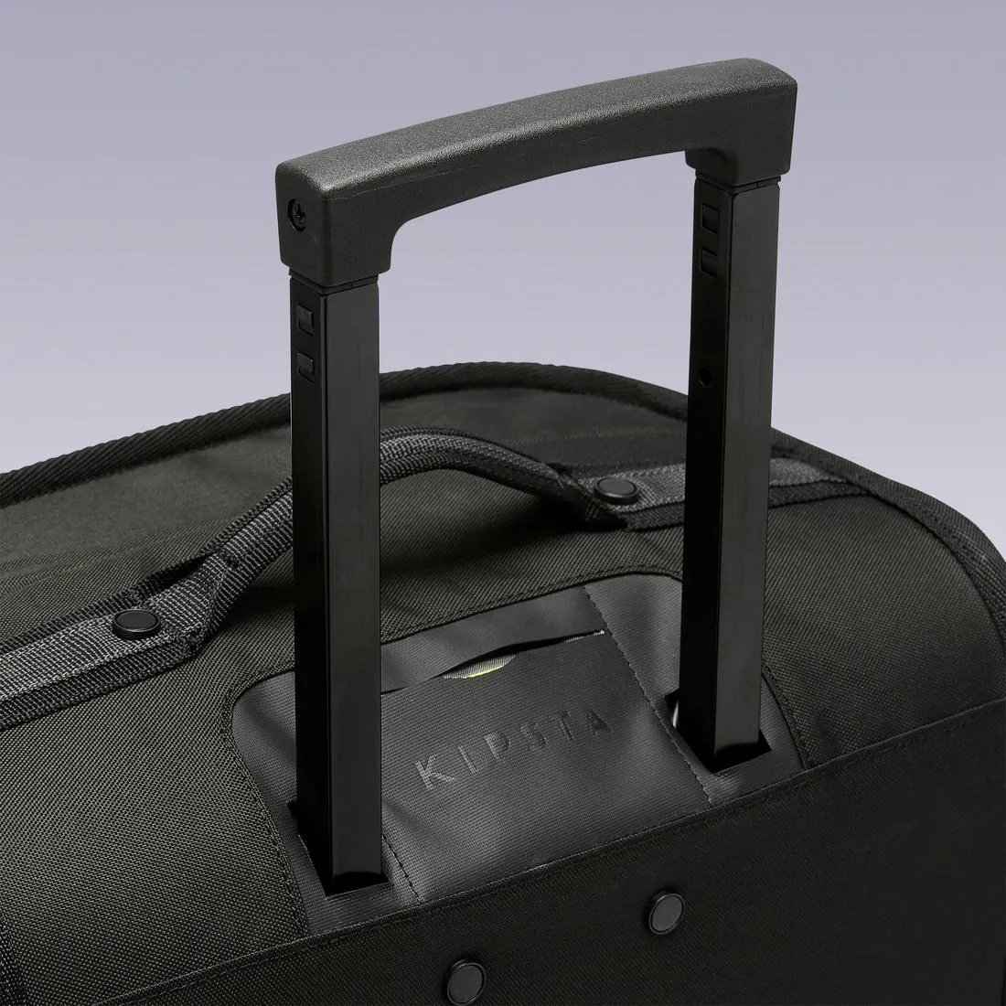 30L Suitcase Essential