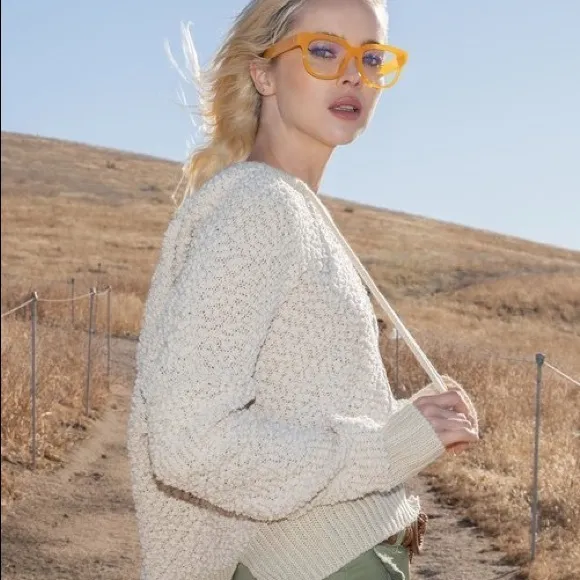 5⭐️ POL POPCORN HOODIE SWEATER