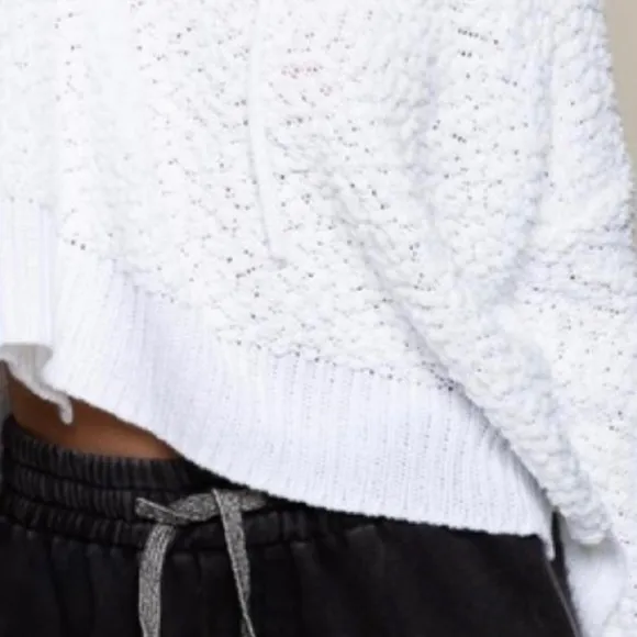 5⭐️ POL POPCORN HOODIE SWEATER
