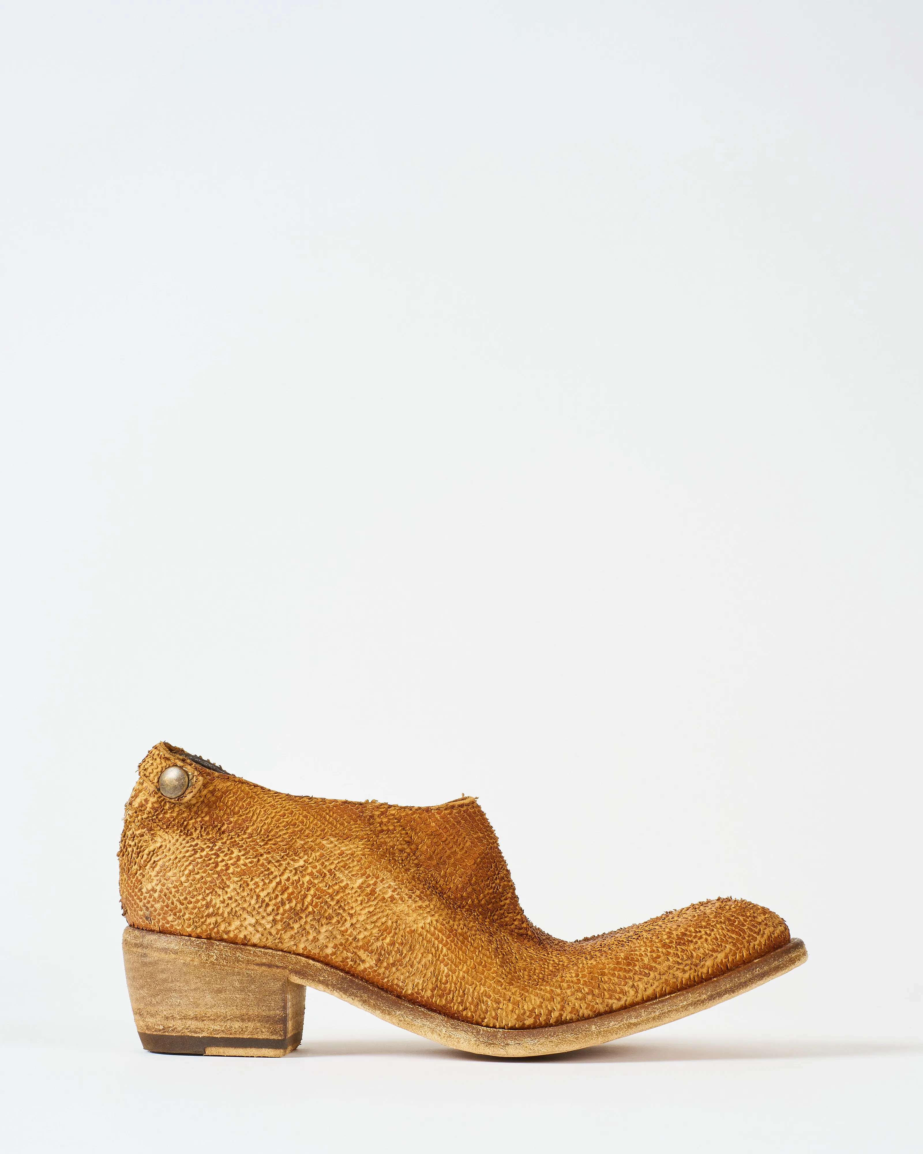 ankle boot with back zipper