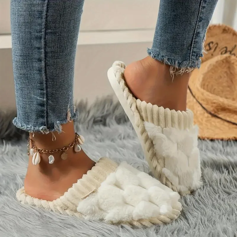 Celine | Cozy winter fuzzy slippers