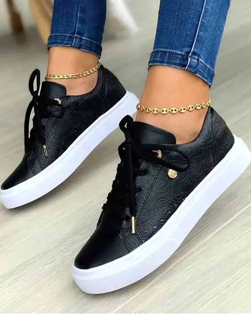 Chic sneakers with gold details