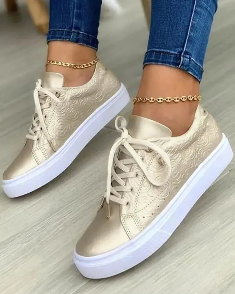 Chic sneakers with gold details