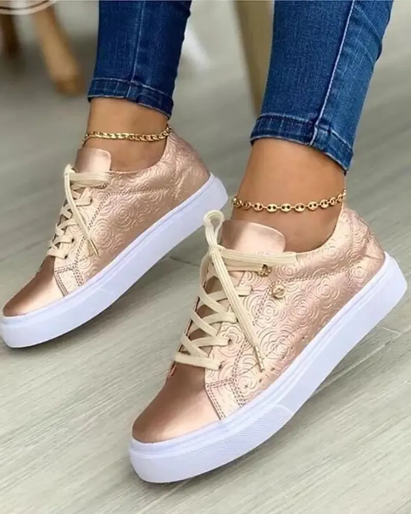 Chic sneakers with gold details