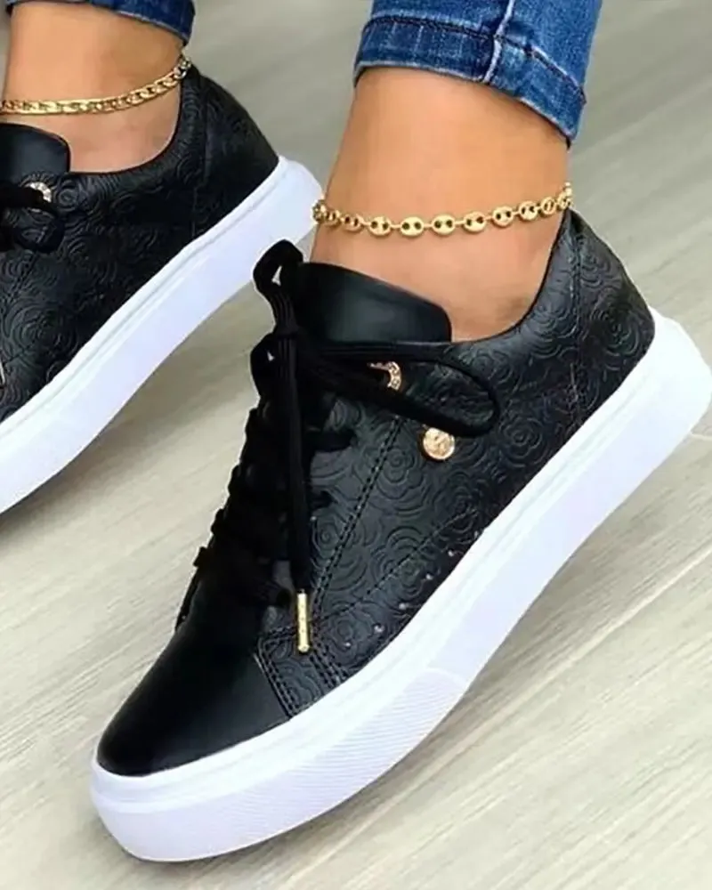 Chic sneakers with gold details