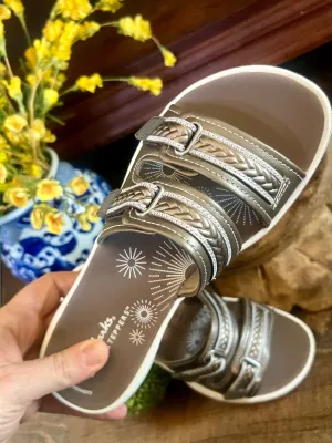 Clarks-Breezey Eve