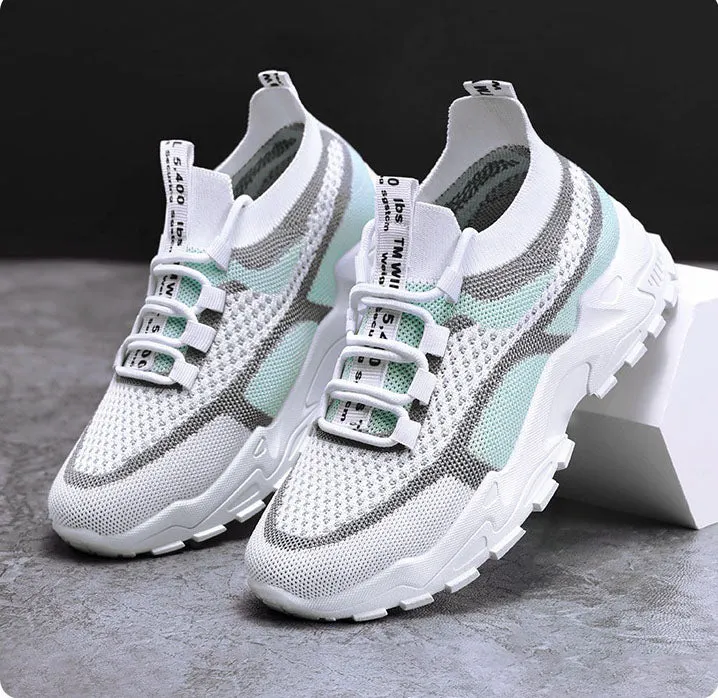 Durable Casual DAD Sneakers for Women Featuring Soft Cushioned Design