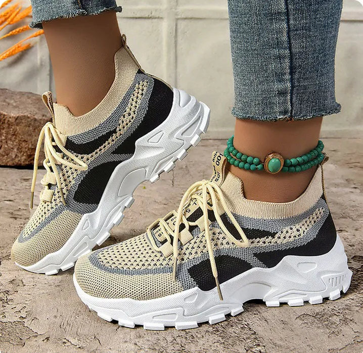 Durable Casual DAD Sneakers for Women Featuring Soft Cushioned Design