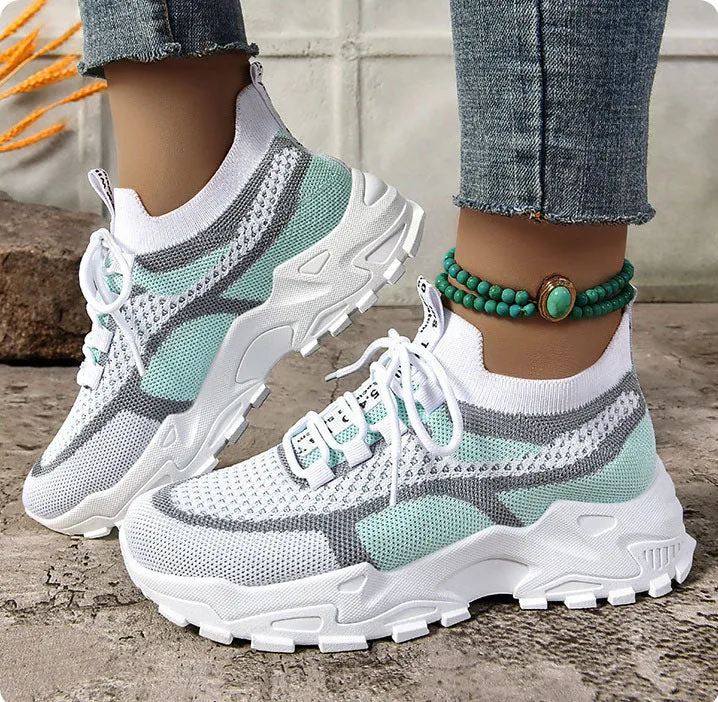 Durable Casual DAD Sneakers for Women Featuring Soft Cushioned Design