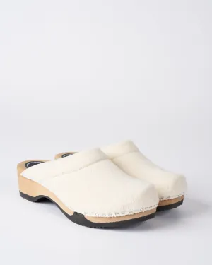 embla clog - creame sherpa