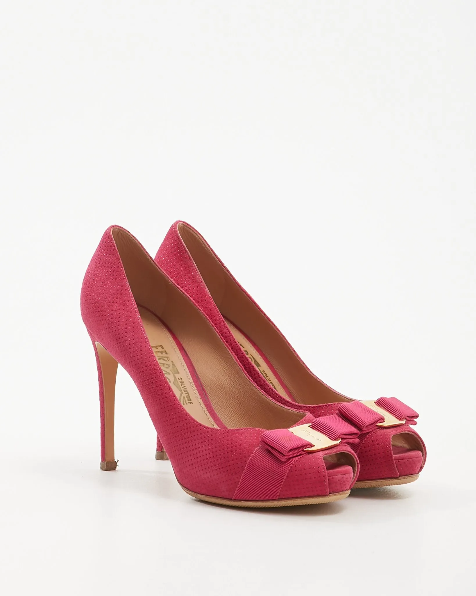 Ferragamo Fuchsia Suede Vara Pump Heel - 7.5