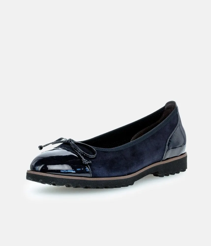 Gabor Stylish Navy Patent/Suede Ballerinas