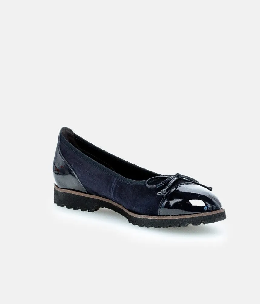 Gabor Stylish Navy Patent/Suede Ballerinas