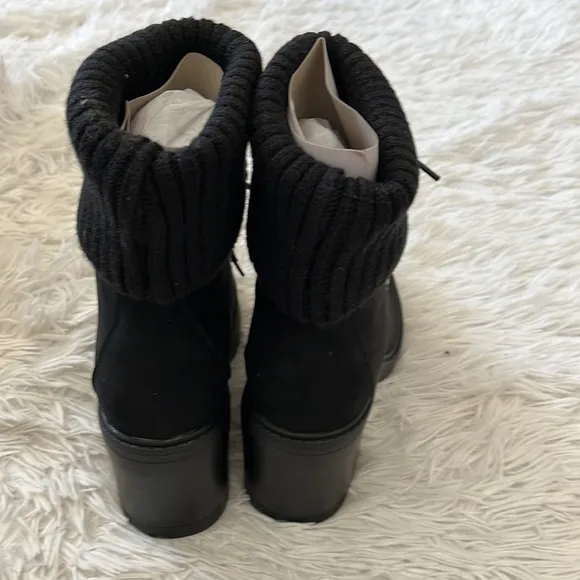 Justfab Women’s Camber Fold-Over Lace-Up Bootie in black size 7