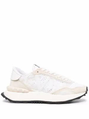 Lacerunner Sneakers