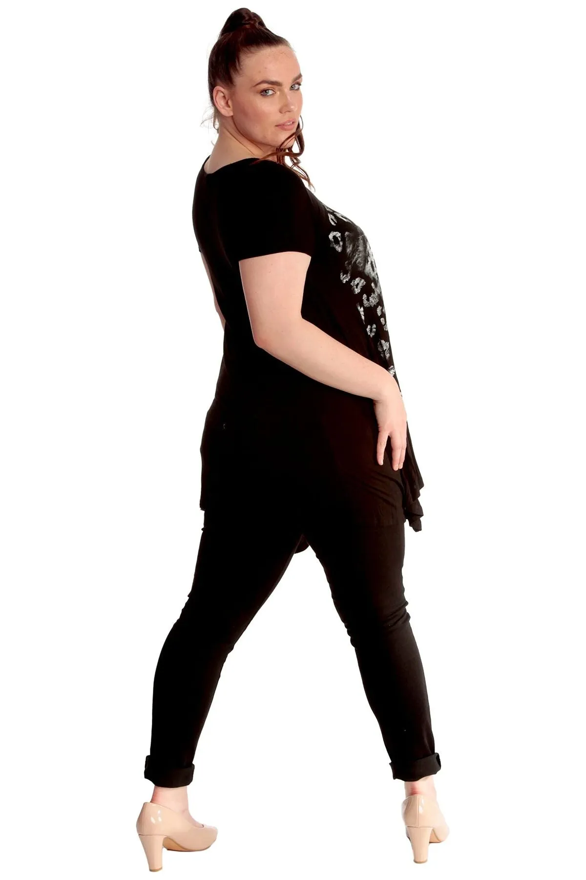 Leopard Print Hanky Hem Short Sleeve Top
