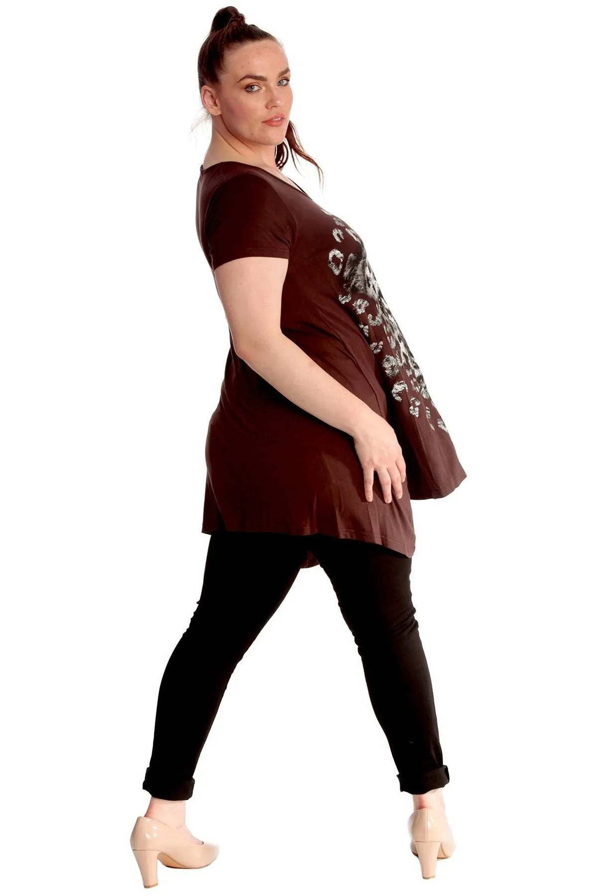 Leopard Print Hanky Hem Short Sleeve Top