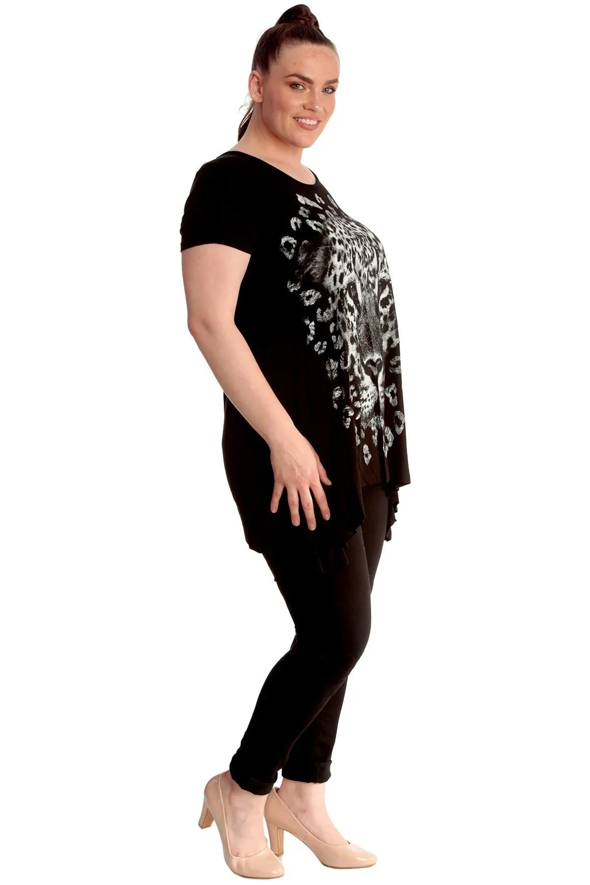 Leopard Print Hanky Hem Short Sleeve Top
