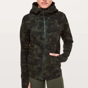 Lululemon Scuba Hoodie Camo size 6