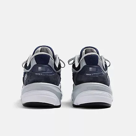 New Balance 990v6