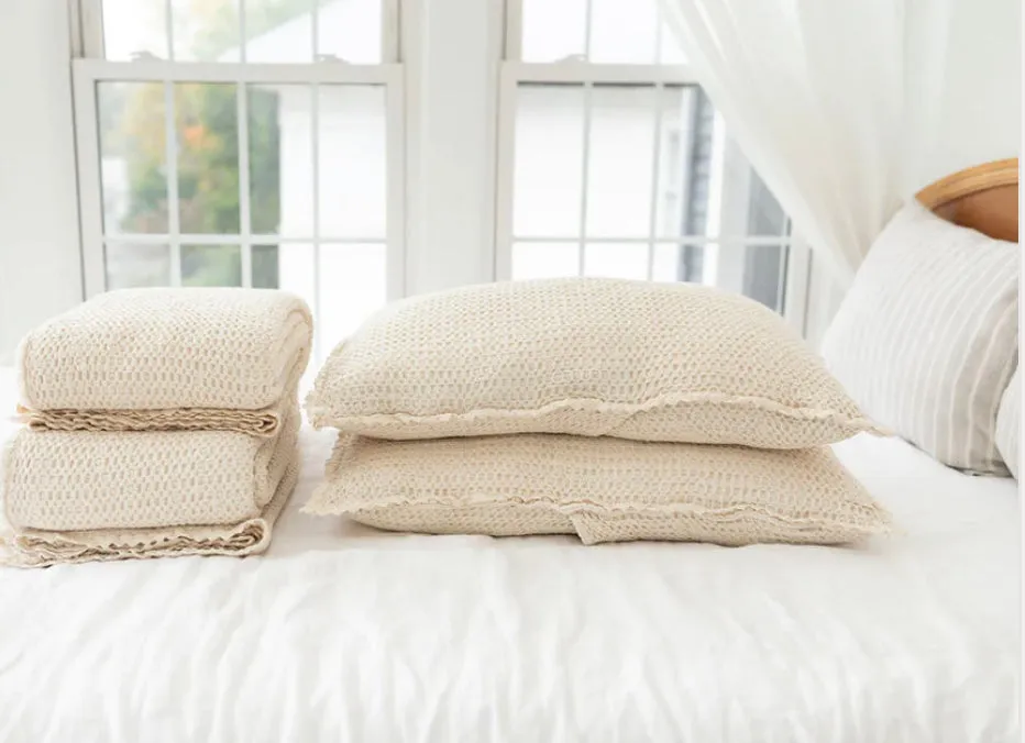 NEW GRAIN COZY WAFFLE PILLOWCASE || MILK