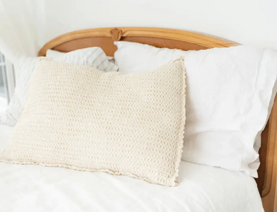 NEW GRAIN COZY WAFFLE PILLOWCASE || MILK