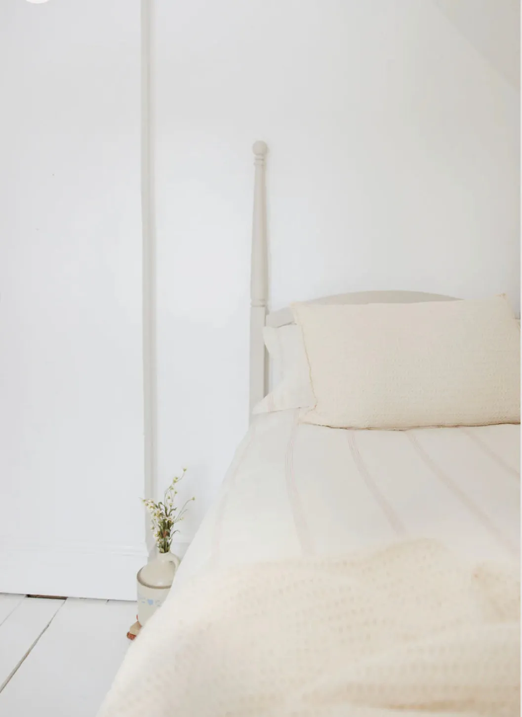 NEW GRAIN COZY WAFFLE PILLOWCASE || MILK