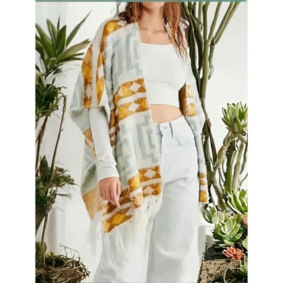 NWT - Free People Diamondback Cozy Kimono Poncho Soft Southwest Boho Ivory O/S