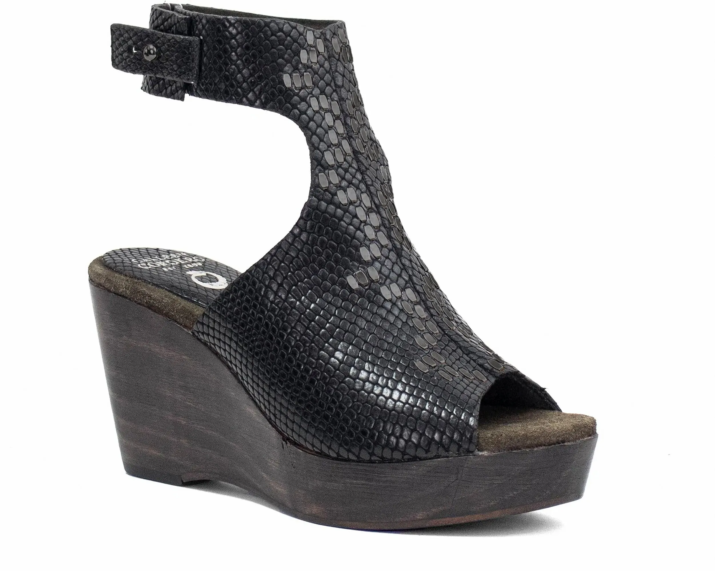 Pia A50 Wedge