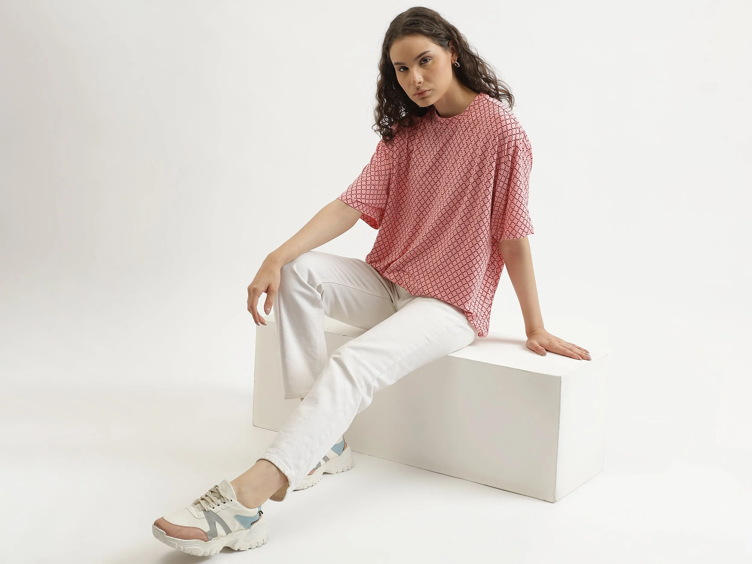 Regular Fit Round Neck Patterned T-Shirt