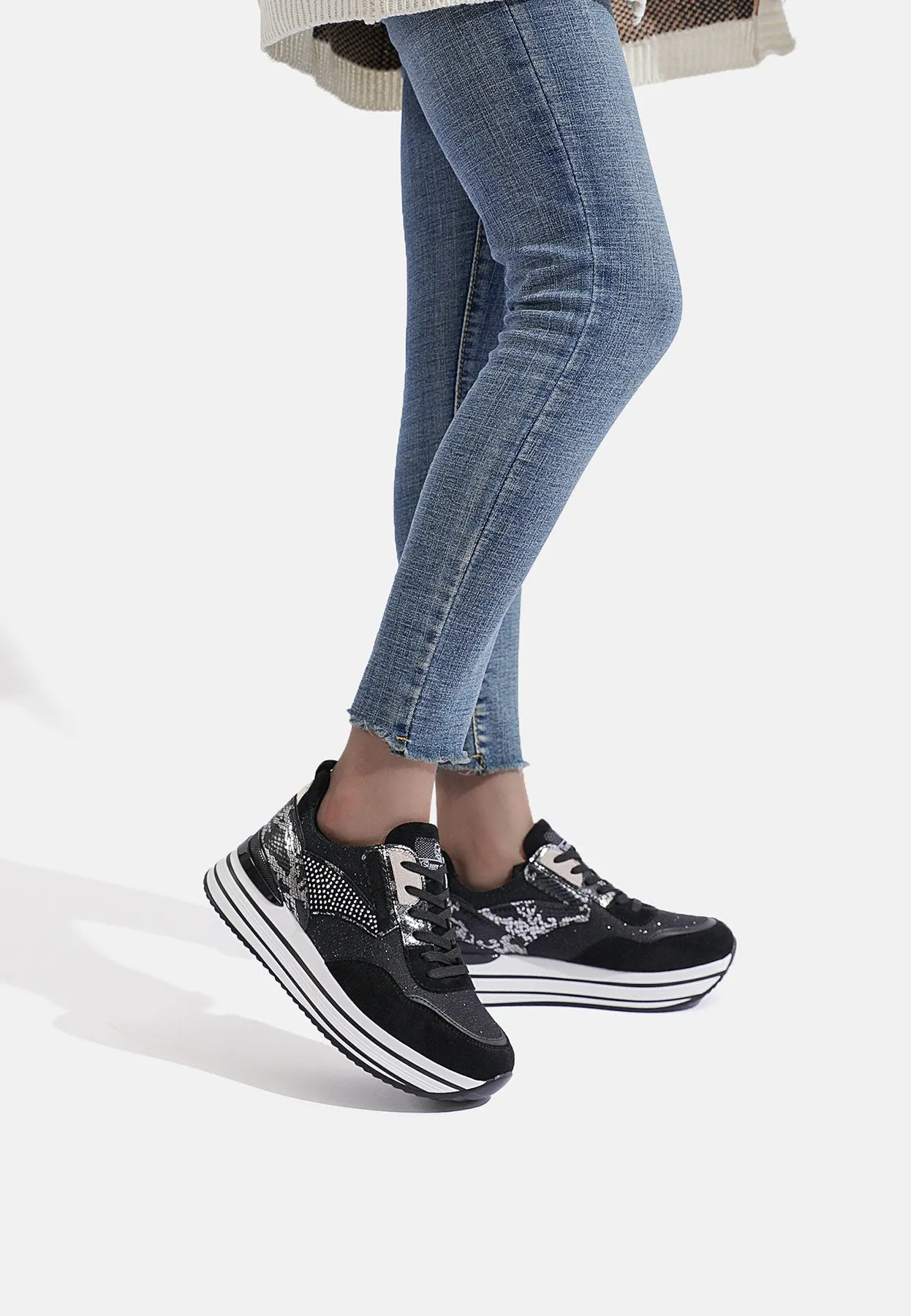 Sneakers - X29-24