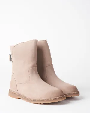 uppsala shearling boot - gray taupe suede/soft pink shearling