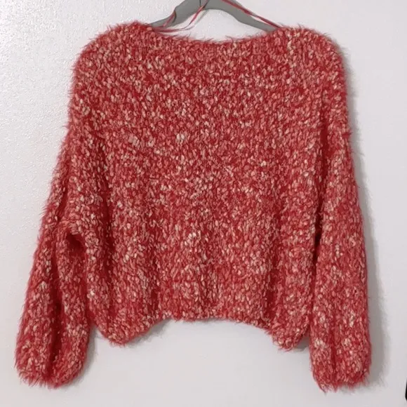 URBAN OUTFITTERS Jamie Fuzzy Sweater S Red/Pink 24” P2P $79 Retail NWOT
