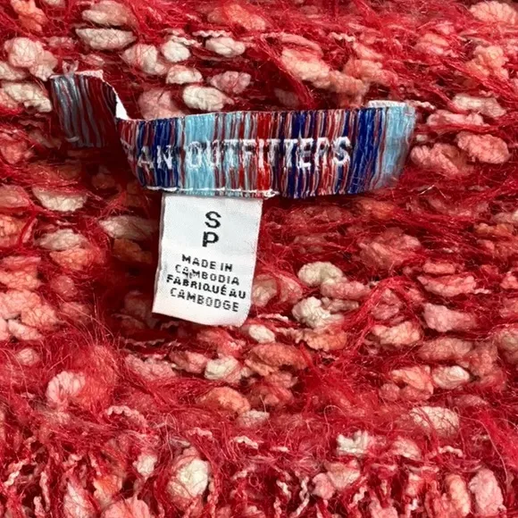 URBAN OUTFITTERS Jamie Fuzzy Sweater S Red/Pink 24” P2P $79 Retail NWOT