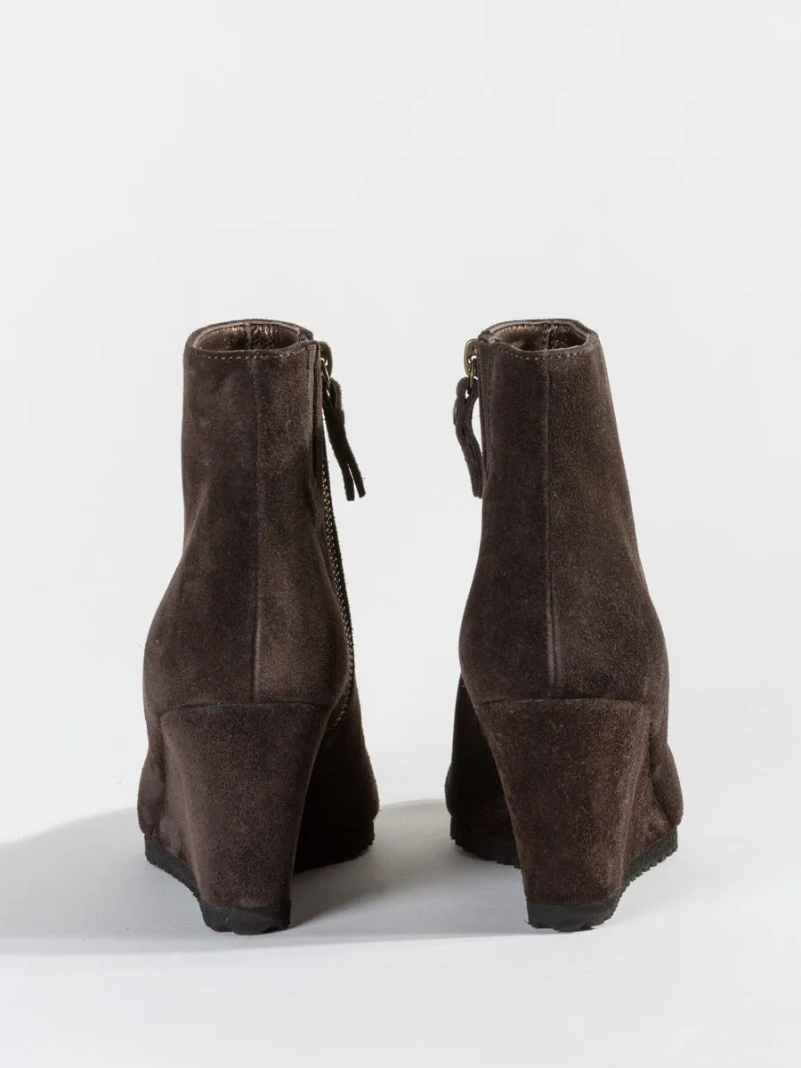 velour wedge - brown