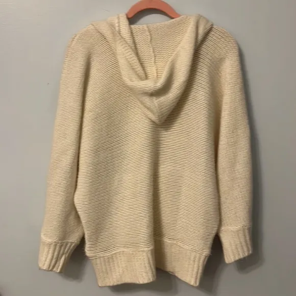 Women’s Venus Oversized Hooded Cream Knit Sweater Front Pockets Zippered Sz M/L