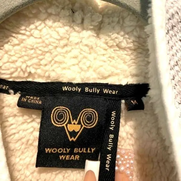 Wooly Bully Wear Gentle Spirit Vest, Women's sz M, White &amp; gray.  NWOT